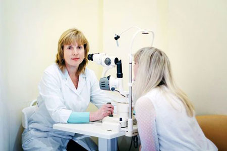 Увеличительные средства для коррекции зрения при дистрофии сетчатки